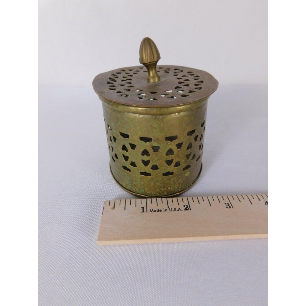 Vintage Brass Pierced Round Candle Holder Lidded Patina Made In India Decor - Picture 10 of 10
